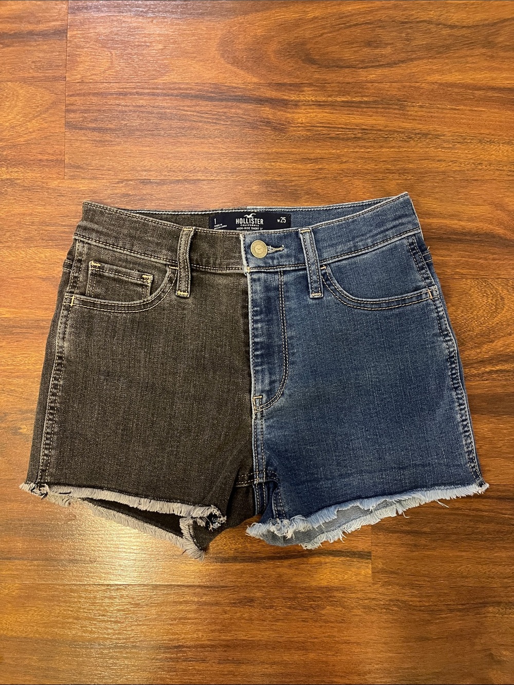 Hollister Two-Tone Black & Blue Denim Frayed Hem High Rise 3” Shorts